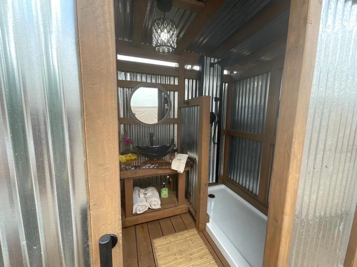 Tiki Cabana Hotel Hawaiian Ocean View Kültér fotó